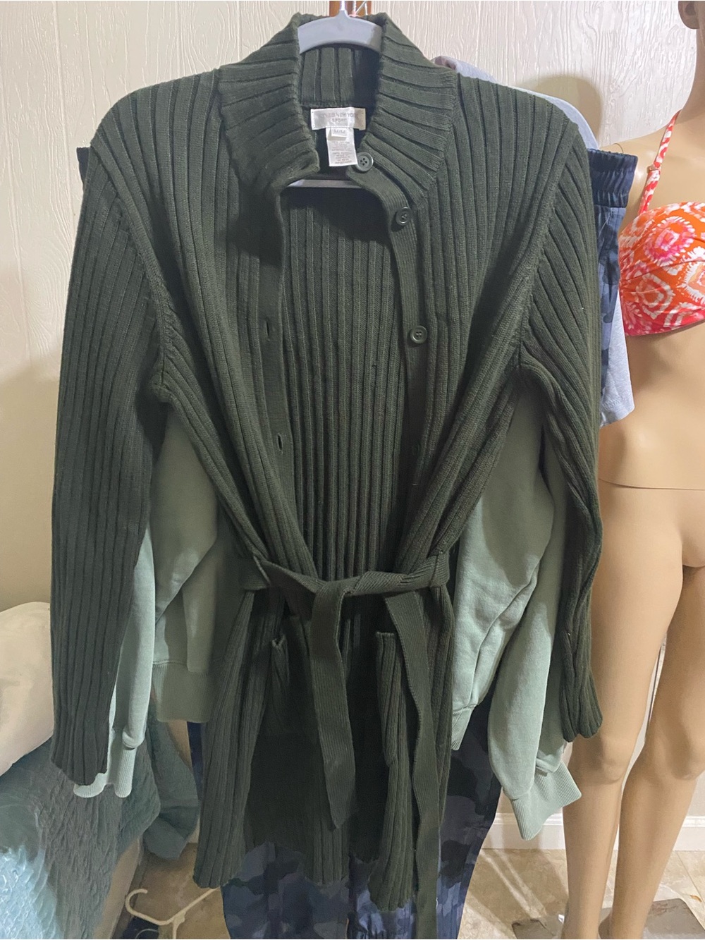 Jones New York Olive Green Ribbed Button Cardigan